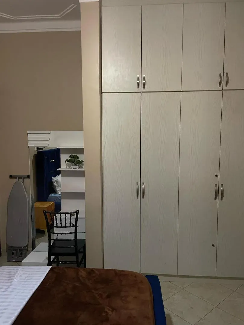 Sedrick'S Apartment 캄팔라 우간다