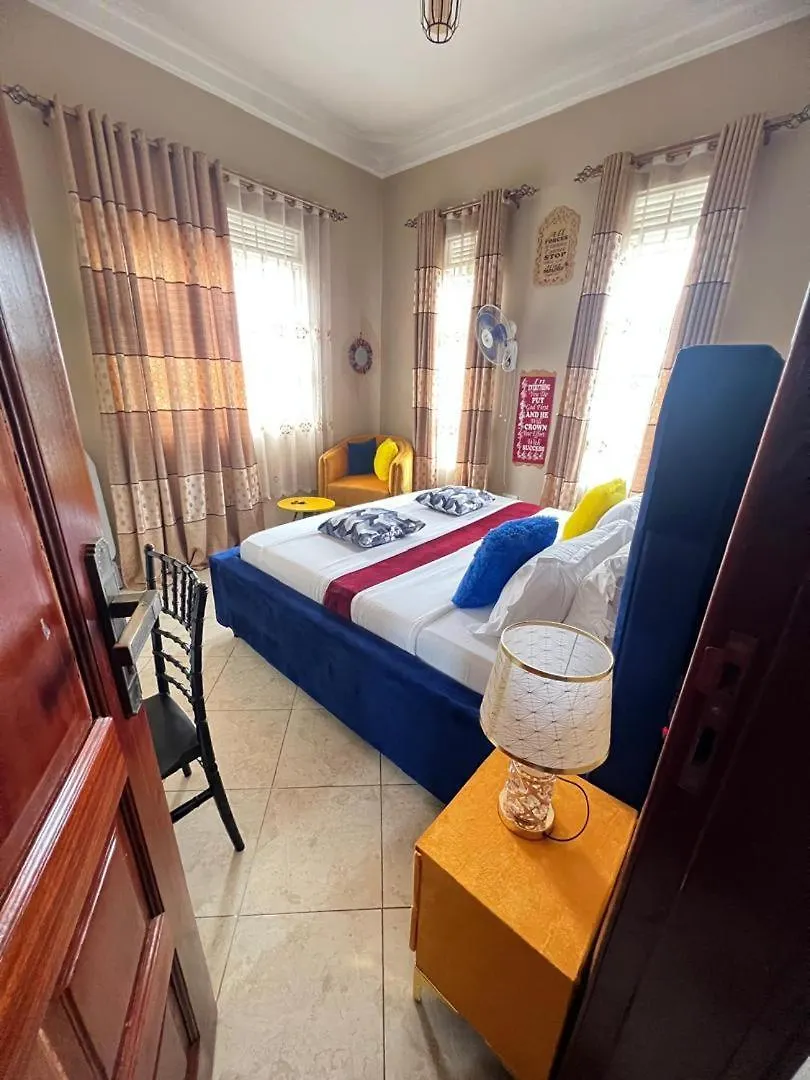 Sedrick'S Apartment 캄팔라